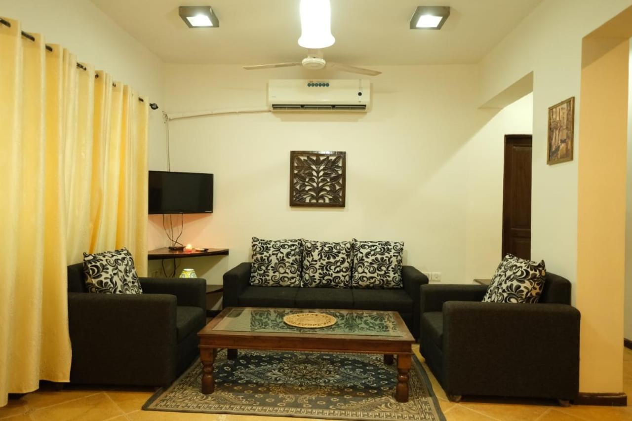 Goa Yellow House Apartment
