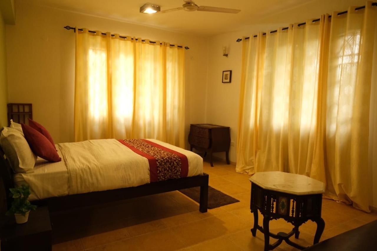 Apartment Goa Yellow House