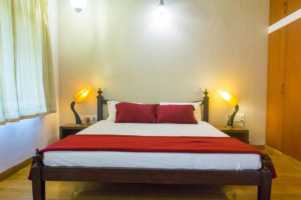 Goa Yellow House Apartment