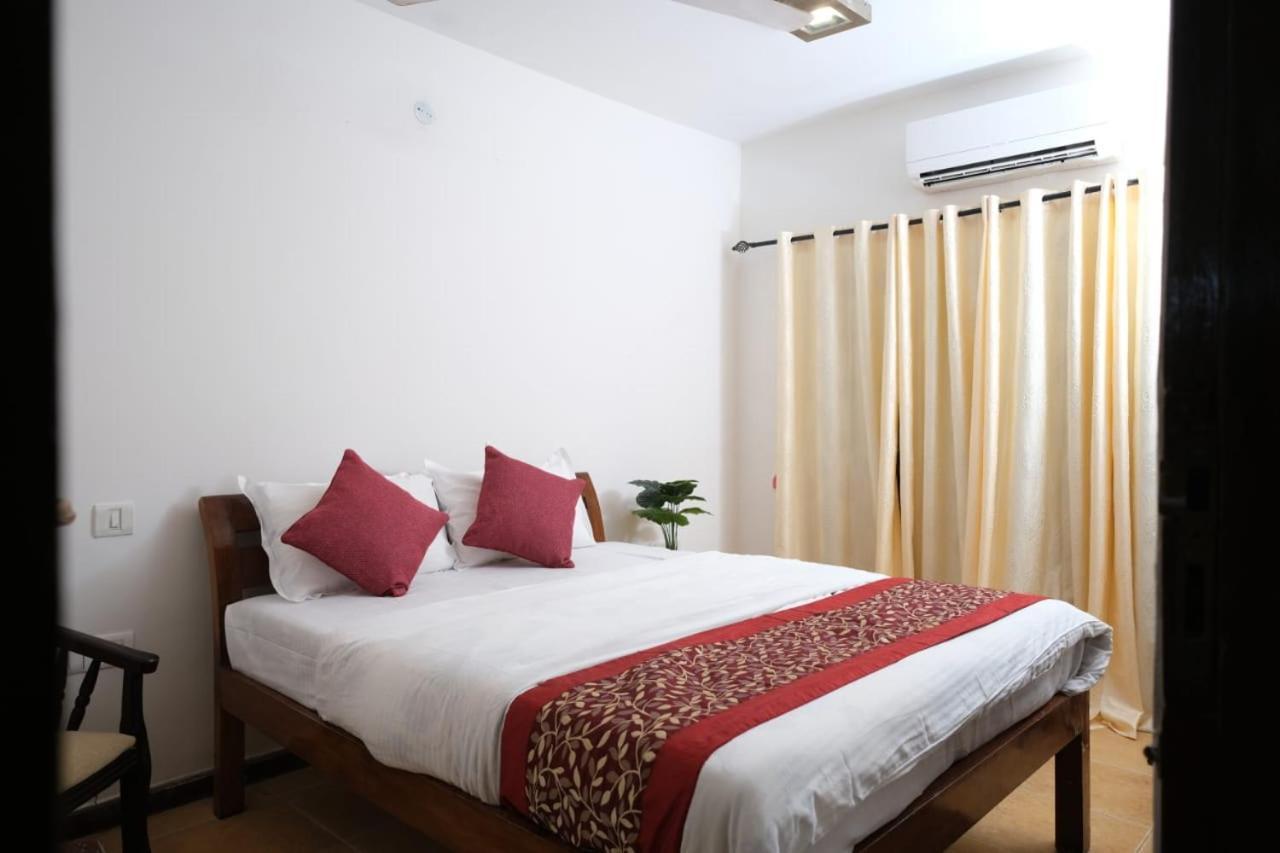 Goa Yellow House Calangute