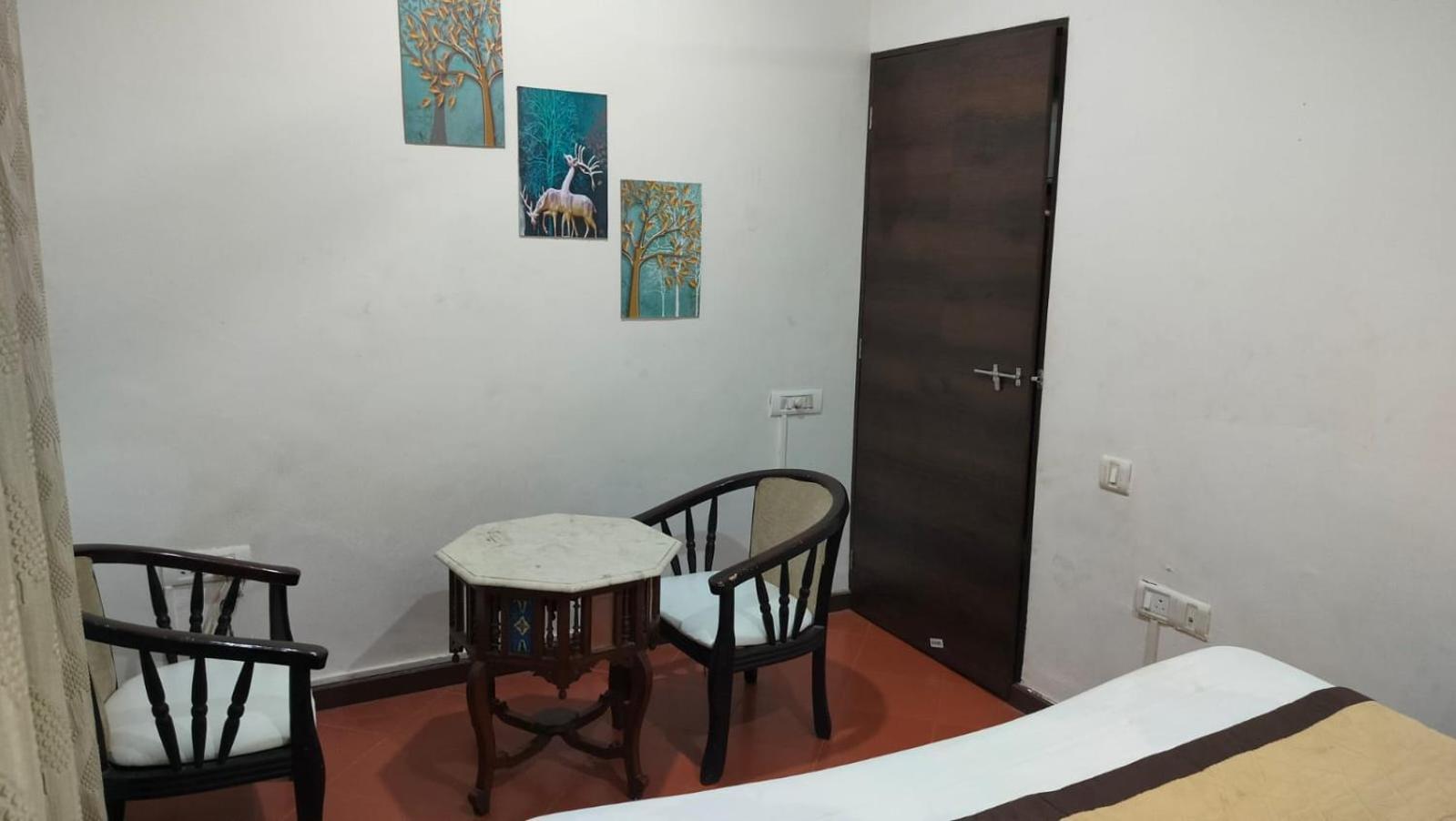 Goa Yellow House Apartment Calangute