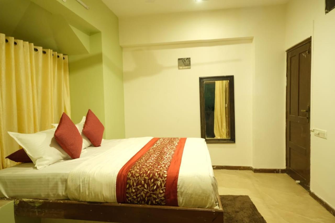 Goa Yellow House * Calangute